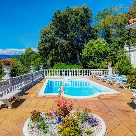 Chalet Sotoxusto *