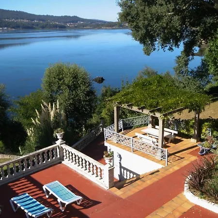 بيت للعطل Chalet Sotoxusto بونتيفيذرا